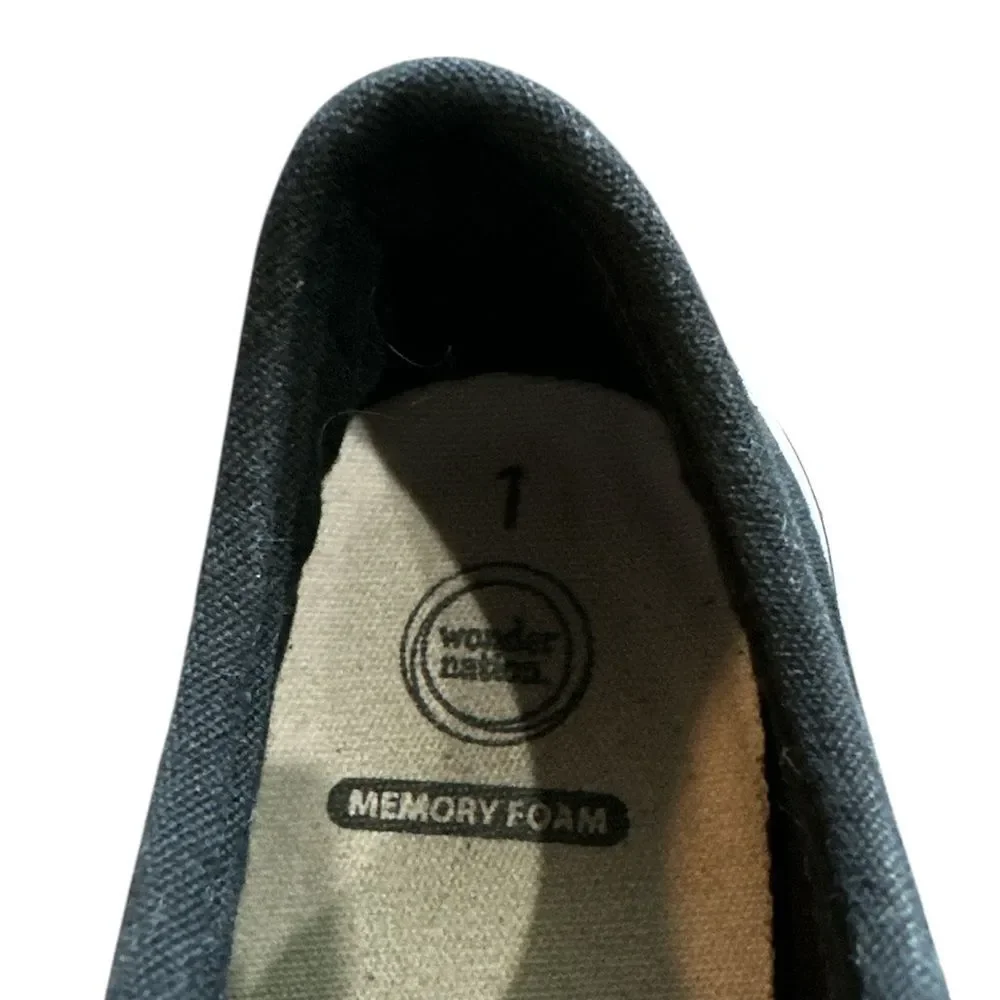 Wonder Nation Girls Sz 1 Black White Memory Foam Classic Low-Top Tie Up Sneaker